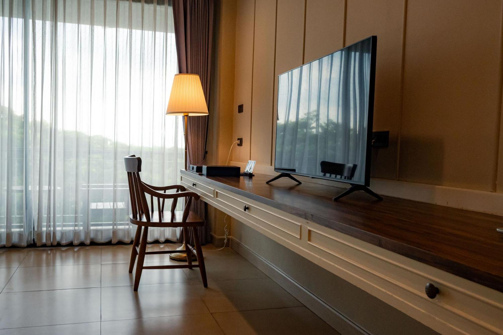 The Cavalli Casa Resort Аюттхая Экстерьер фото